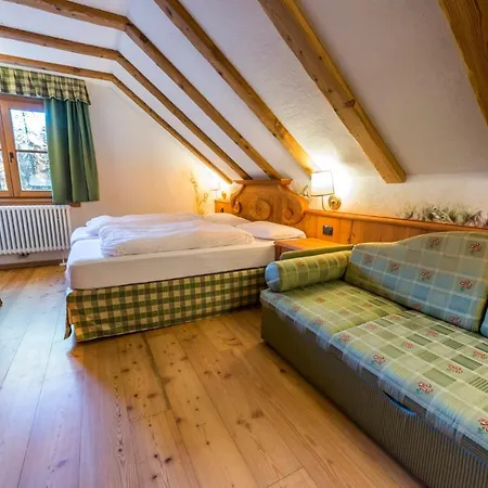 Rifugio Nambino Couette-café Madonna